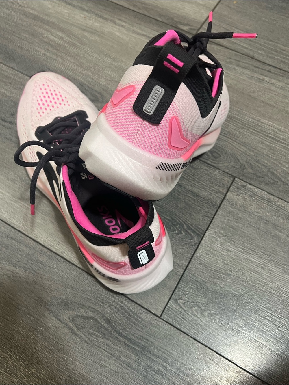 Brooks Women's Running Sneakers in Pink and Black - Picture 4 of 8